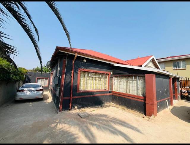 4 BEDROOM HOUSE FOR SALE IN ROSETTENVILLE